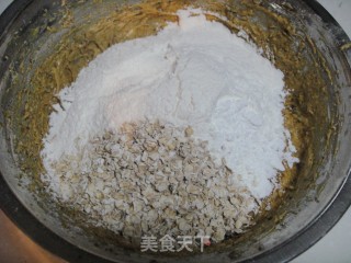 番薯燕麦蛋糕的做法步骤：2