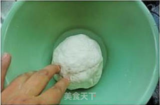 老北京传统清真名小吃---门钉肉饼的做法步骤：2