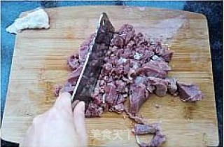 老北京传统清真名小吃---门钉肉饼的做法步骤：2