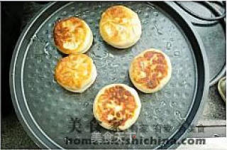 老北京传统清真名小吃---门钉肉饼的做法步骤：2