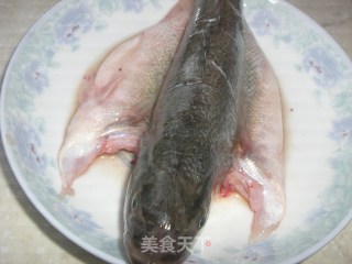 【老桃七厨房】陈皮鲈鱼的做法步骤：2