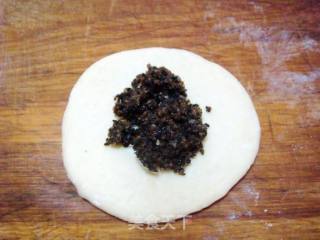 红糖黑芝麻餐包的做法步骤：5