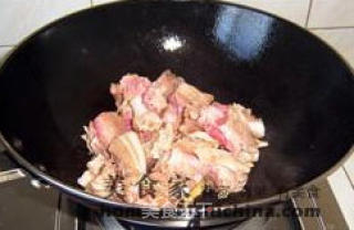 栗子烧牛肉的做法步骤：3