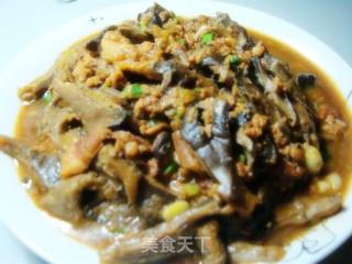 五花肉炖蘑菇的做法步骤：3