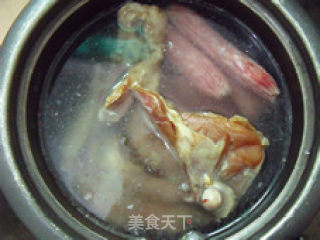 电饭锅版腊味煲仔饭的做法步骤：4