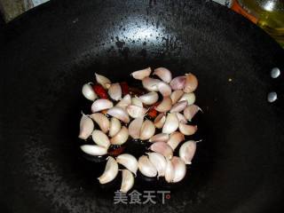 孜然大蒜炒牛肉——独特的美味的做法步骤：2