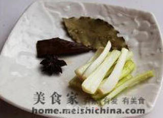 油豆腐烧肉的做法步骤：3
