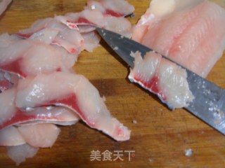 麻辣鱼片的做法步骤：2