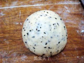 奶香黑芝麻吐司的做法步骤：2