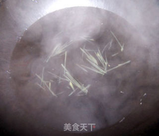 太湖银鱼羹的做法步骤：2