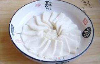 皮蛋豆腐的做法步骤：2