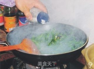 蒜蓉炒菜心的做法步骤：3