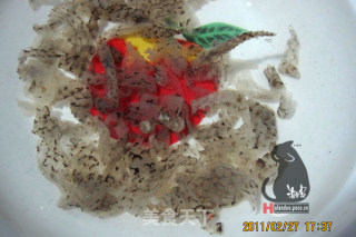 芥辣鱼皮凉拌面的做法步骤：2