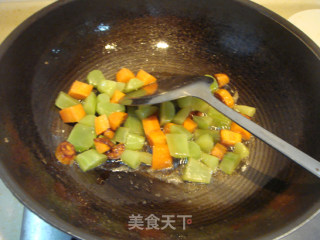 彩蔬烩豆腐的做法步骤：2