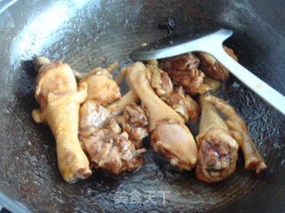 山药焖鸡腿的做法步骤：2