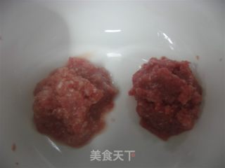 白萝卜双肉馅蒸饺&牛肉洋葱蒸饺的做法步骤：2