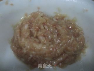 白萝卜双肉馅蒸饺&牛肉洋葱蒸饺的做法步骤：2