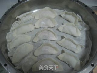 白萝卜双肉馅蒸饺&牛肉洋葱蒸饺的做法步骤：2