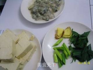 减肥营养菜【海蛎烧豆腐】的做法步骤：2