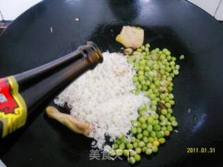 用最简单的方式搞定最经典的美味~最给力的饭菜合一吃法【糯米鸡】的做法步骤：2