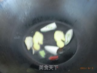 香菇本地鸡的做法步骤：2