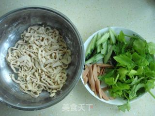 青瓜火腿手擀面的做法步骤：3