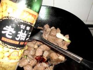 红烧牛肉的做法步骤：2