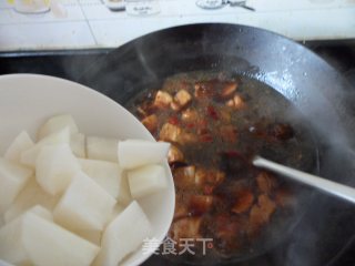 回归质朴——萝卜红烧肉的做法步骤：4