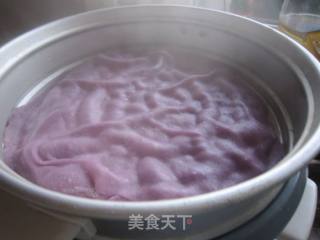 紫薯水烙馍的做法步骤：2