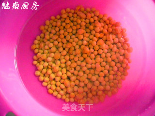 二月二的炒黄豆的做法步骤：2