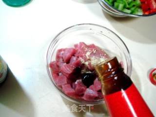 腰果炒牛肉的做法步骤：4