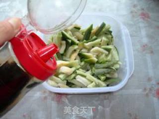 酱拌萝卜干的做法步骤：2