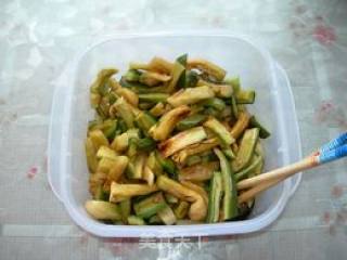 酱拌萝卜干的做法步骤：2