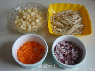 茄汁金针烩玉子豆腐的做法步骤：2