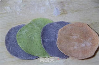 彩色饺子的做法步骤：5