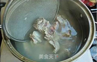 糖醋排骨的做法步骤：4