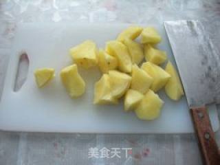 榛蘑炖鸡腿的做法步骤：2