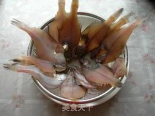 干煎偏口鱼的做法步骤：2