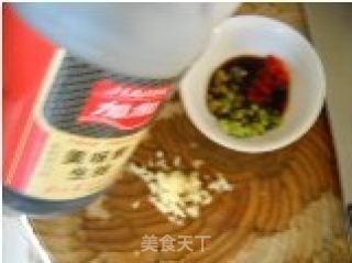 拉面拌皮蛋的做法步骤：3