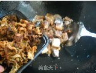 腊鱼梅菜的做法步骤：2