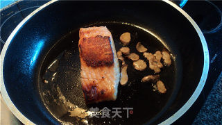 鲜茄三文鱼的做法步骤：2