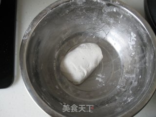 糯香芝麻番薯饼的做法步骤：2
