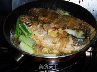 红烧黄花鱼的做法步骤：4