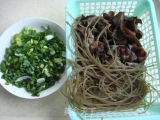 麻辣一锅鲜的做法步骤：2
