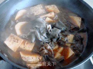 麻辣一锅鲜的做法步骤：2