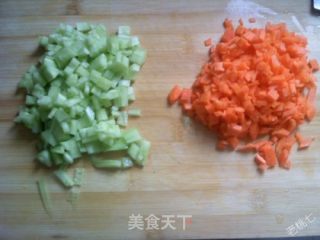 【老桃七厨房】第一次尝试 蛋包饭的做法步骤：2