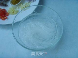 咖喱粉丝虾的做法步骤：2