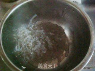 甜椒白菜炖粉条的做法步骤：4