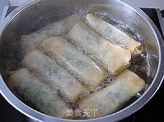 韭菜肉馅春卷的做法步骤：2