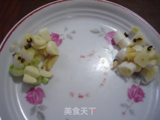 双椒肉丝的做法步骤：2